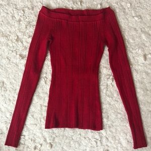 Off the shoulder long sleeve. negotiable!!